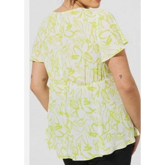 Torrid Lime Green Abstract Peplum Blouse Flutter Sleeve Size 1 - Picture 6 of 7